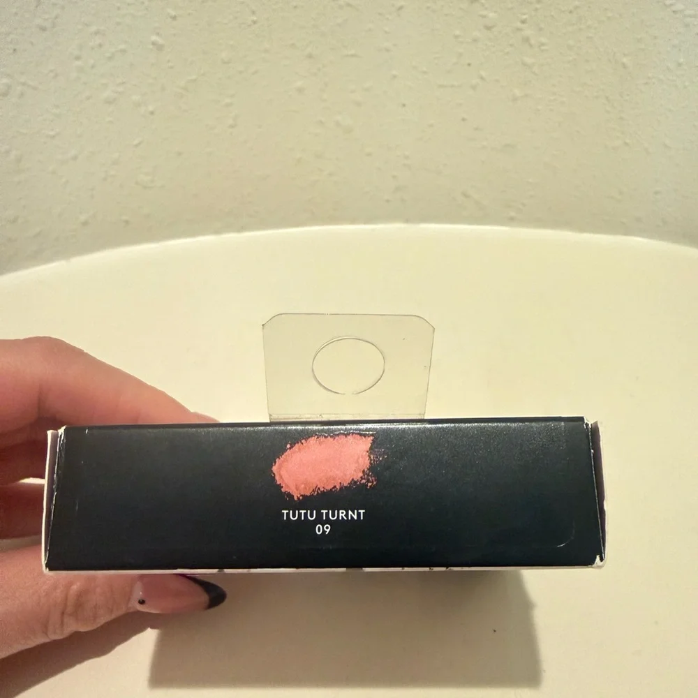 Fenty Beauty Fenty Cheeks Suede Powder Blush Tutu Turnt 09 NEW